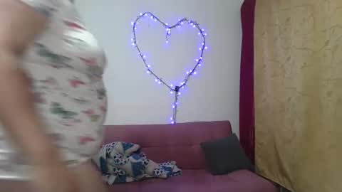 Snapshot of pecadodulce chatting on December 19, 2024, 3:51 am pecadodulce online show from December 19, 2024, 3:51 am