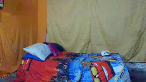 Snapshot of pecadodulce chatting on November 21, 2025, 7:01 pm pecadodulce online show from November 21, 2025, 7:01 pm