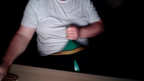 Snapshot of pecs_lover chatting on December 15, 2024, 4:04 pm pecs_lover online show from December 15, 2024, 4:04 pm