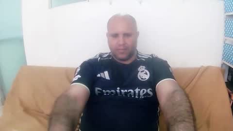 Snapshot of pedrofalfan chatting on December 14, 2025, 4:56 pm Pedro online show from December 14, 2025, 4:56 pm