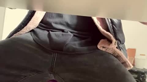 Snapshot of pedroserrano2000 chatting on March 16, 2026, 10:08 am PedrOO OO online show from March 16, 2026, 10:08 am