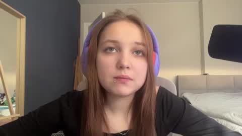 Luna Vale online show from June 15, 2026, 3:14 pm