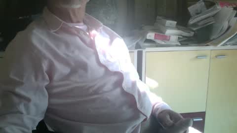 Snapshot of pegaso1000 chatting on February 14, 2025, 11:10 am pegaso1000 online show from February 14, 2025, 11:10 am