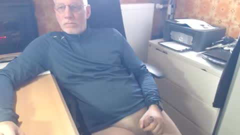 Pemue65 online show from March 27, 2026, 8:37 am