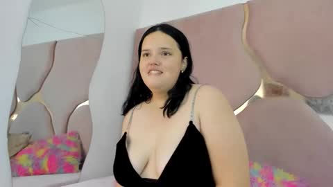 penelope_starht online show from February 2, 2026, 8:40 pm