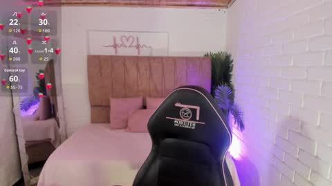 Snapshot of penelope_tay chatting on September 24, 2025, 4:05 am penelope online show from September 24, 2025, 4:05 am