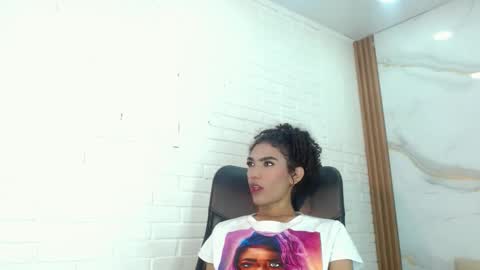 Penelopee Rouse online show from October 10, 2025, 7:57 pm