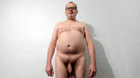 Vincent Howard online show from April 16, 2026, 4:19 pm