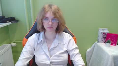 Penny online show from November 25, 2025, 7:41 am