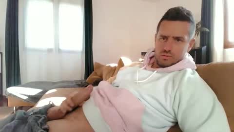 bardamu online show from November 3, 2025, 1:34 pm