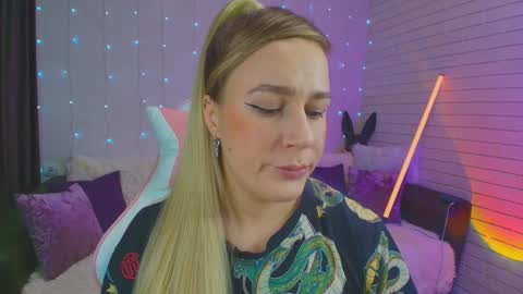 Snapshot of pepper_cat chatting on February 3, 2025, 10:54 pm Dia online show from February 3, 2025, 10:54 pm