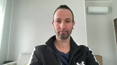 Snapshot of peppinslosqualo chatting on February 16, 2025, 10:21 am peppinslosqualo online show from February 16, 2025, 10:21 am