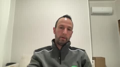 Snapshot of peppinslosqualo chatting on February 17, 2025, 5:14 am peppinslosqualo online show from February 17, 2025, 5:14 am