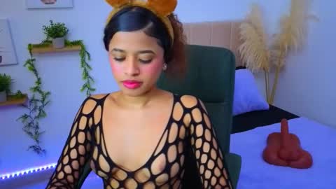 Snapshot of pequitasmedusa9 chatting on October 22, 2025, 6:07 pm pequitasmedusa9 online show from October 22, 2025, 6:07 pm