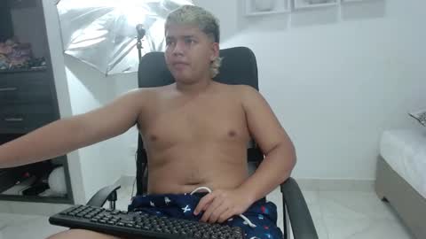 percibal_junior1 online show from January 30, 2025, 2:38 am