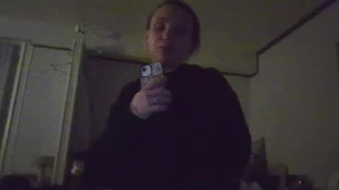 perfectly222peachy online show from April 28, 2026, 9:25 am