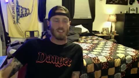 Snapshot of perfectwetfit chatting on October 18, 2025, 4:15 am ThePerfectFit online show from October 18, 2025, 4:15 am