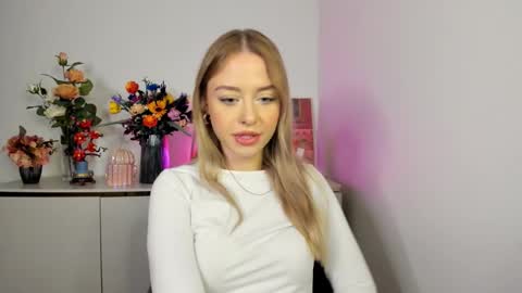 Cindy online show from November 25, 2025, 6:35 am