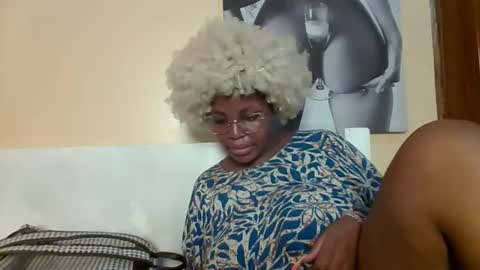 Snapshot of periwinkle20 chatting on November 27, 2025, 8:44 pm Taurus online show from November 27, 2025, 8:44 pm