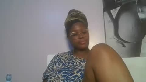 Snapshot of periwinkle20 chatting on January 14, 2026, 4:40 am Taurus online show from January 14, 2026, 4:40 am