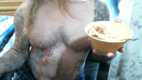 Snapshot of perkymalenipples chatting on January 16, 2025, 4:07 pm perkymalenipples online show from January 16, 2025, 4:07 pm