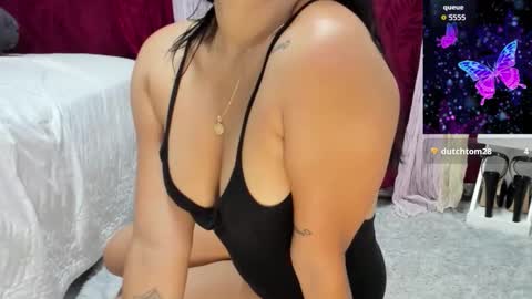 Snapshot of perla_thompson1 chatting on November 15, 2025, 9:43 pm Perla Thompson online show from November 15, 2025, 9:43 pm