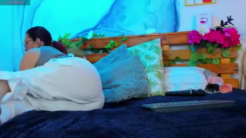 Perla Franco online show from September 12, 2025, 8:47 am