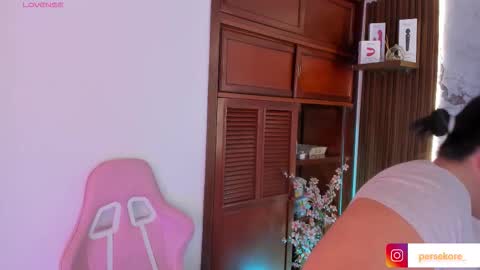 Snapshot of persefone98x chatting on October 7, 2025, 7:33 pm Persefone Kore online show from October 7, 2025, 7:33 pm