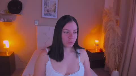 Marie online show from April 14, 2026, 11:16 am