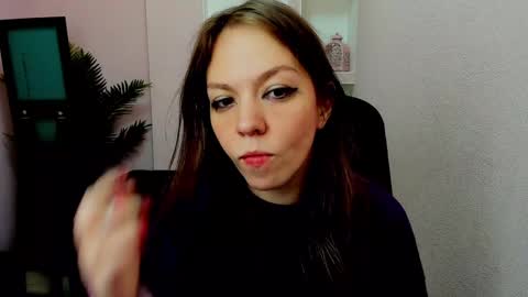 horror flying on the wings of the night.... online show from January 27, 2025, 5:25 am