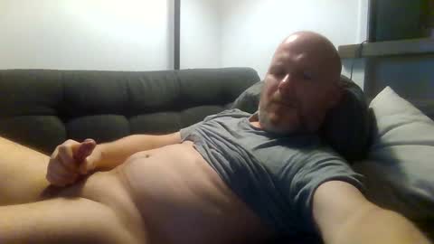 perswede online show from December 15, 2025, 7:29 pm