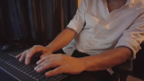 Lalo   x peruvianevil  ig peruvianevil  online show from March 30, 2026, 3:29 am