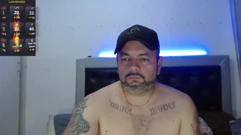 Snapshot of perverseveteranmanxxx chatting on February 22, 2026, 5:19 am Carlos online show from February 22, 2026, 5:19 am