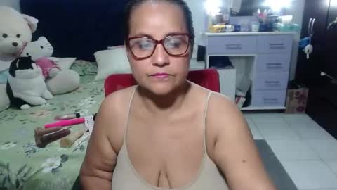 Snapshot of pervert_mommy_x chatting on March 18, 2026, 9:12 am SAMY online show from March 18, 2026, 9:12 am