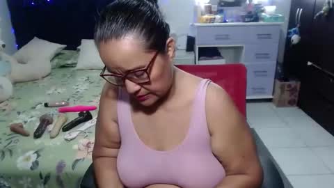 Snapshot of pervert_mommy_x chatting on March 20, 2026, 10:31 am SAMY online show from March 20, 2026, 10:31 am