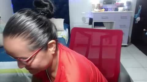 Snapshot of pervert_mommy_x chatting on April 8, 2026, 11:10 am SAMY online show from April 8, 2026, 11:10 am