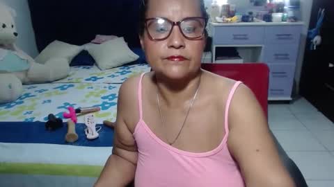 Snapshot of pervert_mommy_x chatting on April 9, 2026, 11:04 am SAMY online show from April 9, 2026, 11:04 am