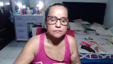 Snapshot of pervert_mommy_x chatting on July 1, 2026, 11:12 am SAMY online show from July 1, 2026, 11:12 am