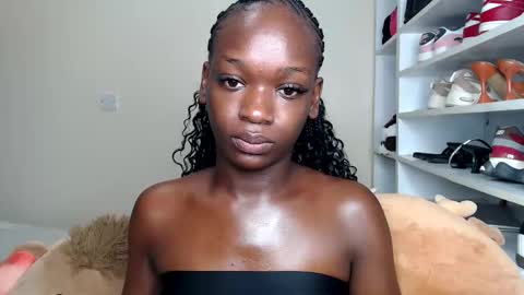 perverted_sweet online show from March 17, 2026, 5:05 pm