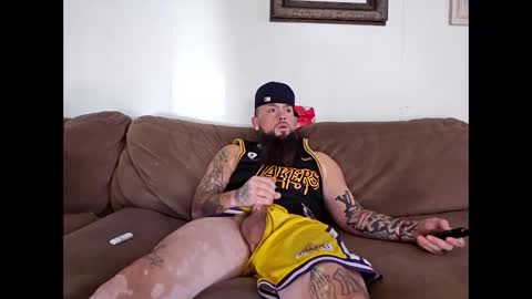 AKA perverted Step Daddy online show from December 22, 2024, 3:33 pm