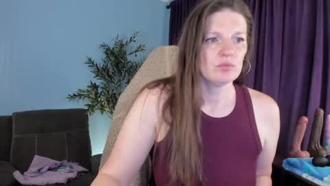 Kelly online show from April 14, 2026, 11:49 am