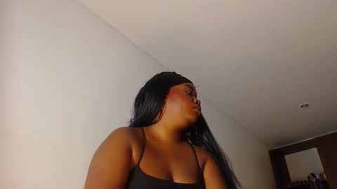 Snapshot of petarda333 chatting on December 16, 2025, 10:59 pm kamila online show from December 16, 2025, 10:59 pm