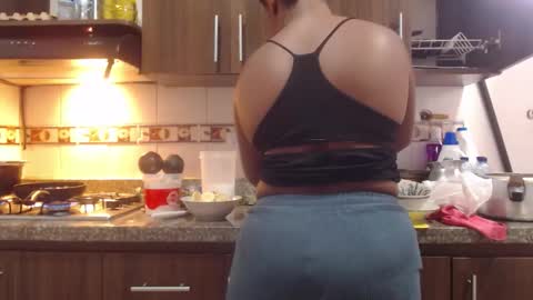 Snapshot of petarda333 chatting on February 4, 2026, 6:03 pm kamila online show from February 4, 2026, 6:03 pm