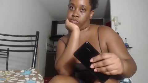 Snapshot of petarda333 chatting on February 18, 2026, 4:19 am kamila online show from February 18, 2026, 4:19 am