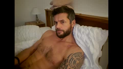 Snapshot of pete_le_meat chatting on January 10, 2026, 10:25 pm pete_le_meat online show from January 10, 2026, 10:25 pm