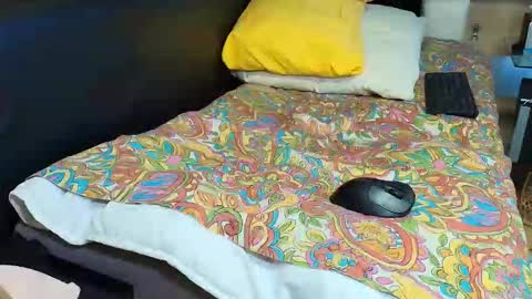 peter196888 online show from February 1, 2026, 11:25 pm