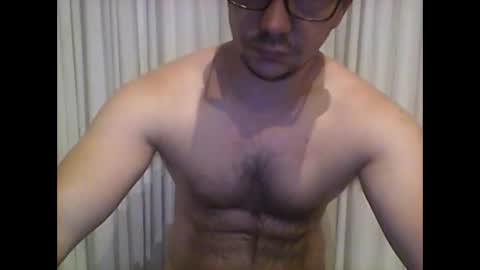 Snapshot of peter_7776 chatting on March 5, 2025, 8:32 am peter online show from March 5, 2025, 8:32 am