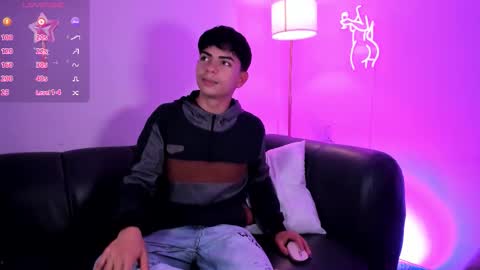 Snapshot of peter_chase chatting on November 2, 2025, 6:21 pm Peter online show from November 2, 2025, 6:21 pm