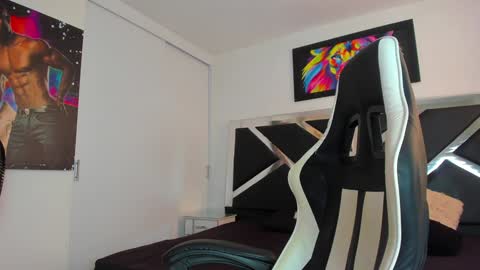 Snapshot of peter_coleman chatting on December 7, 2024, 9:11 pm PeterColeman online show from December 7, 2024, 9:11 pm