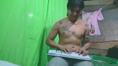 Snapshot of peteresmitd17 chatting on December 22, 2025, 10:29 pm peteresmitd17 online show from December 22, 2025, 10:29 pm